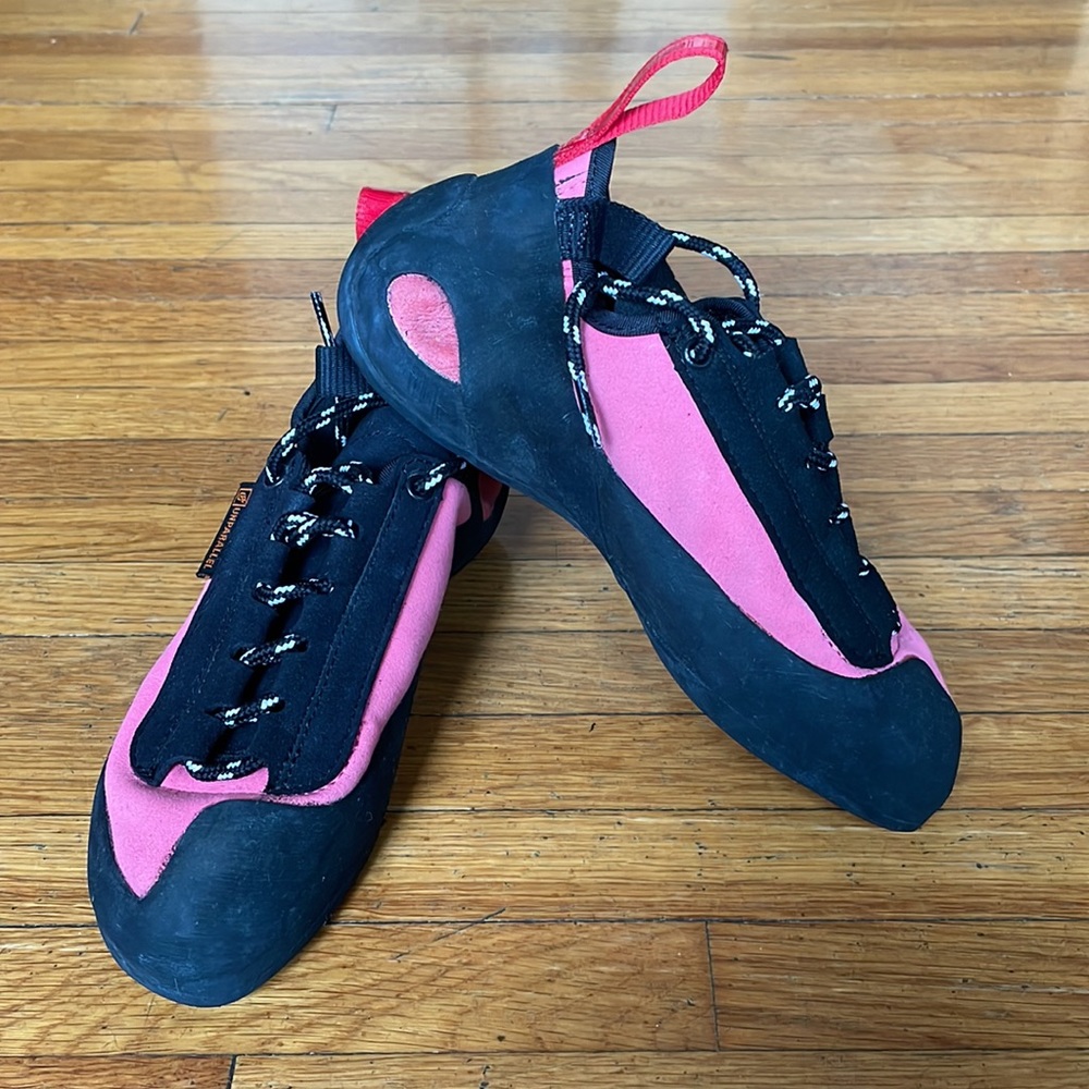 SOLD Unparallel Up Lace LV Women's 7.5 Climbing Shoes